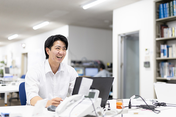 株式会社サカエ