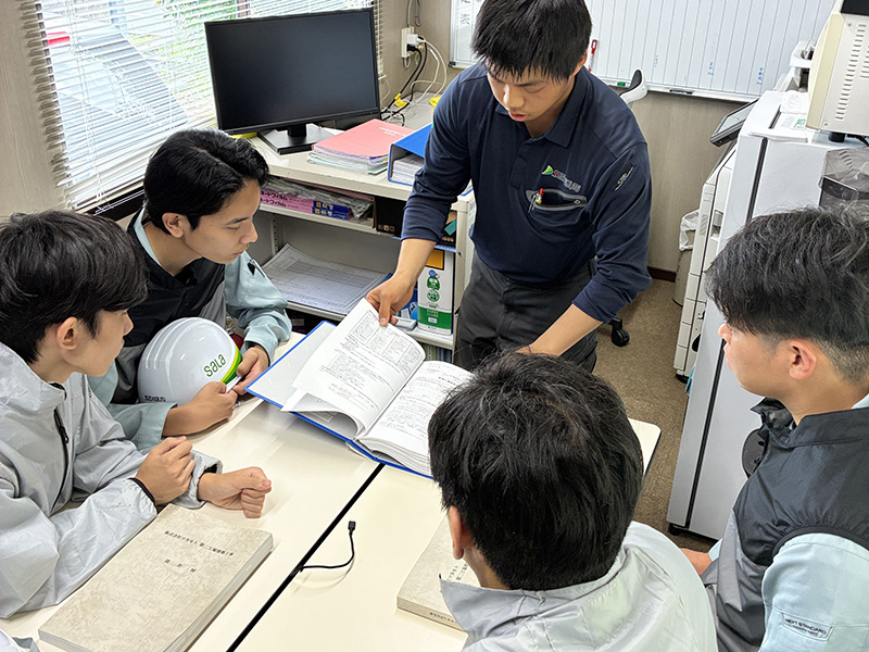 【文系可】あなたの将来を見つめ直す！施工管理職の体感型コース / 1day or 2day【建築施工管理】